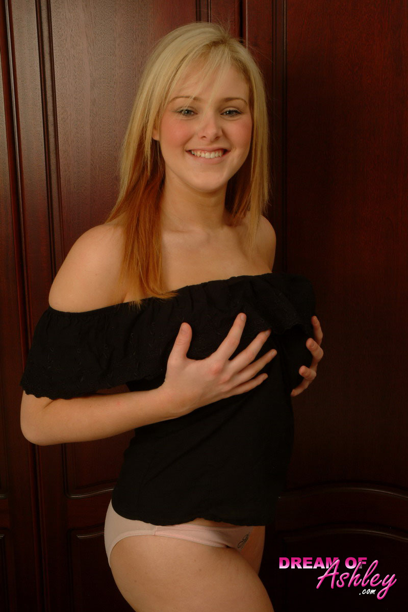 Naked Dream Of Ashley, Free Nude Picure of Dream Of Ashley