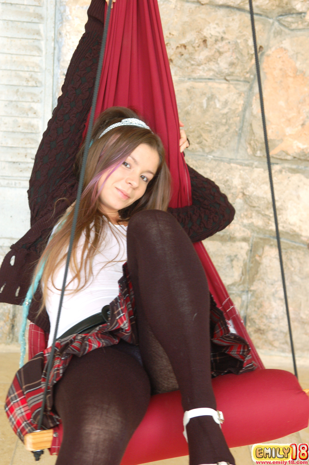 Naked Emily 18, Free Nude Picure of Emily 18