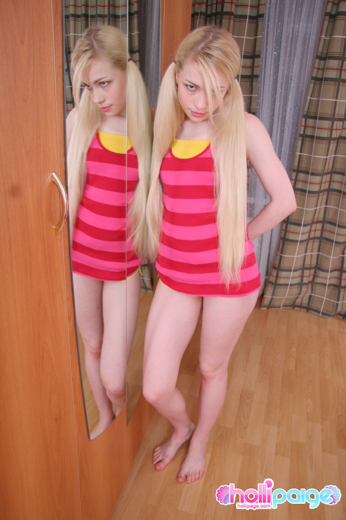 Naked Holli Paige, Free Nude Picure of Holli Paige