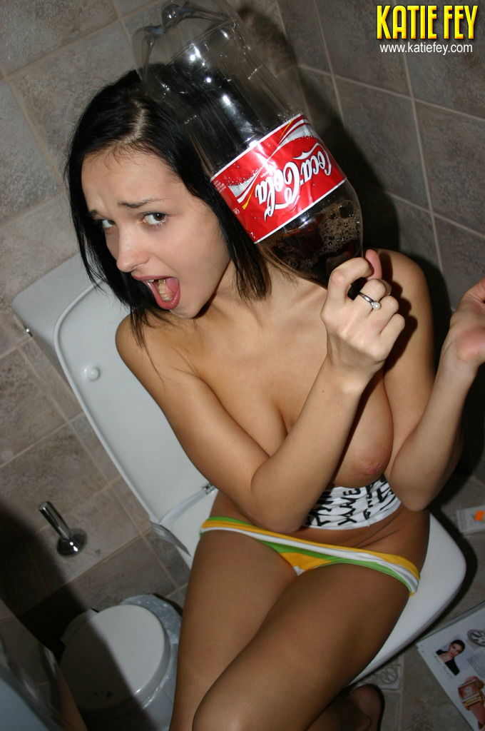 Naked Katie Fey, Free Nude Picure of Katie Fey