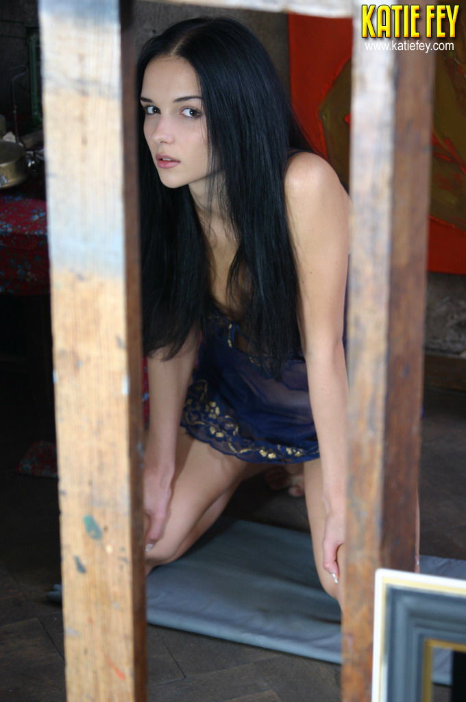 Naked Katie Fey, Free Nude Picure of Katie Fey