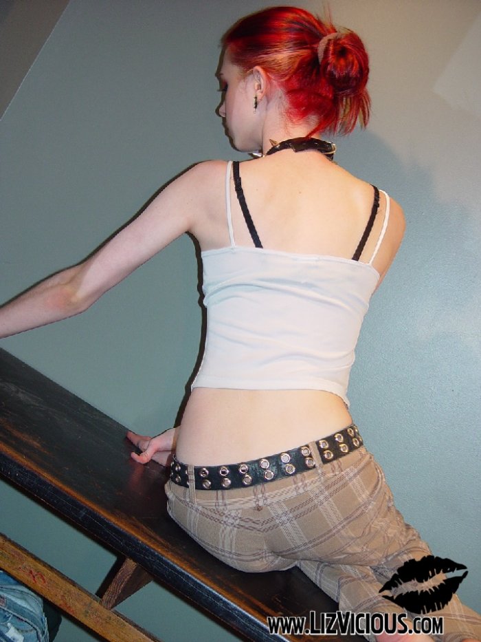 Naked Liz Vicious, Free Nude Picure of Liz Vicious