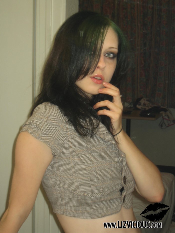 Naked Liz Vicious, Free Nude Picure of Liz Vicious