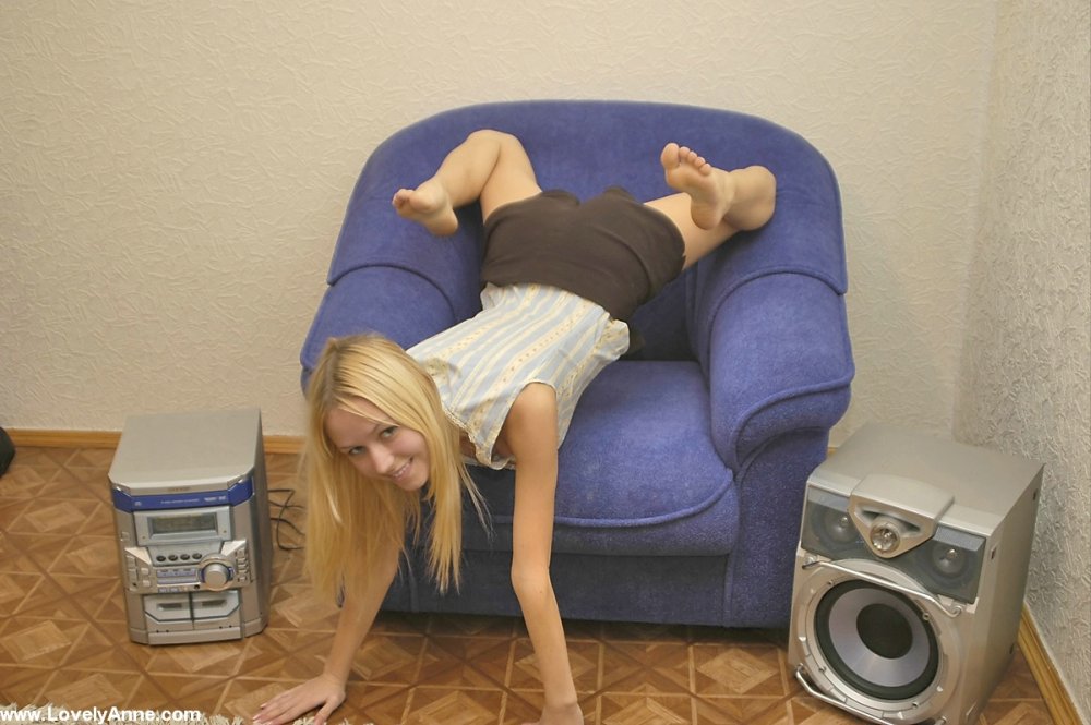 Naked Lovely Anne, Free Nude Picure of Lovely Anne