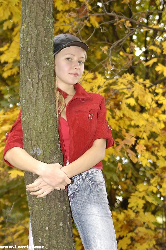 Naked Lovely Anne, Free Nude Picure of Lovely Anne