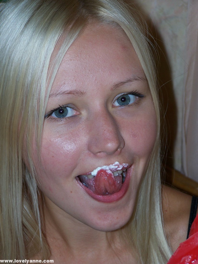 Naked Lovely Anne, Free Nude Picure of Lovely Anne