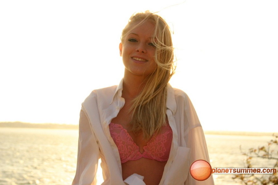 Naked Planet Summer, Free Nude Picure of Planet Summer